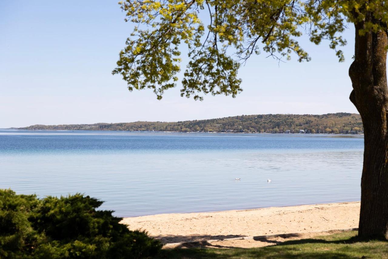 Sweet Tart Spot - Cozy Tc Condo - Pet Friendly Traverse City Exterior photo
